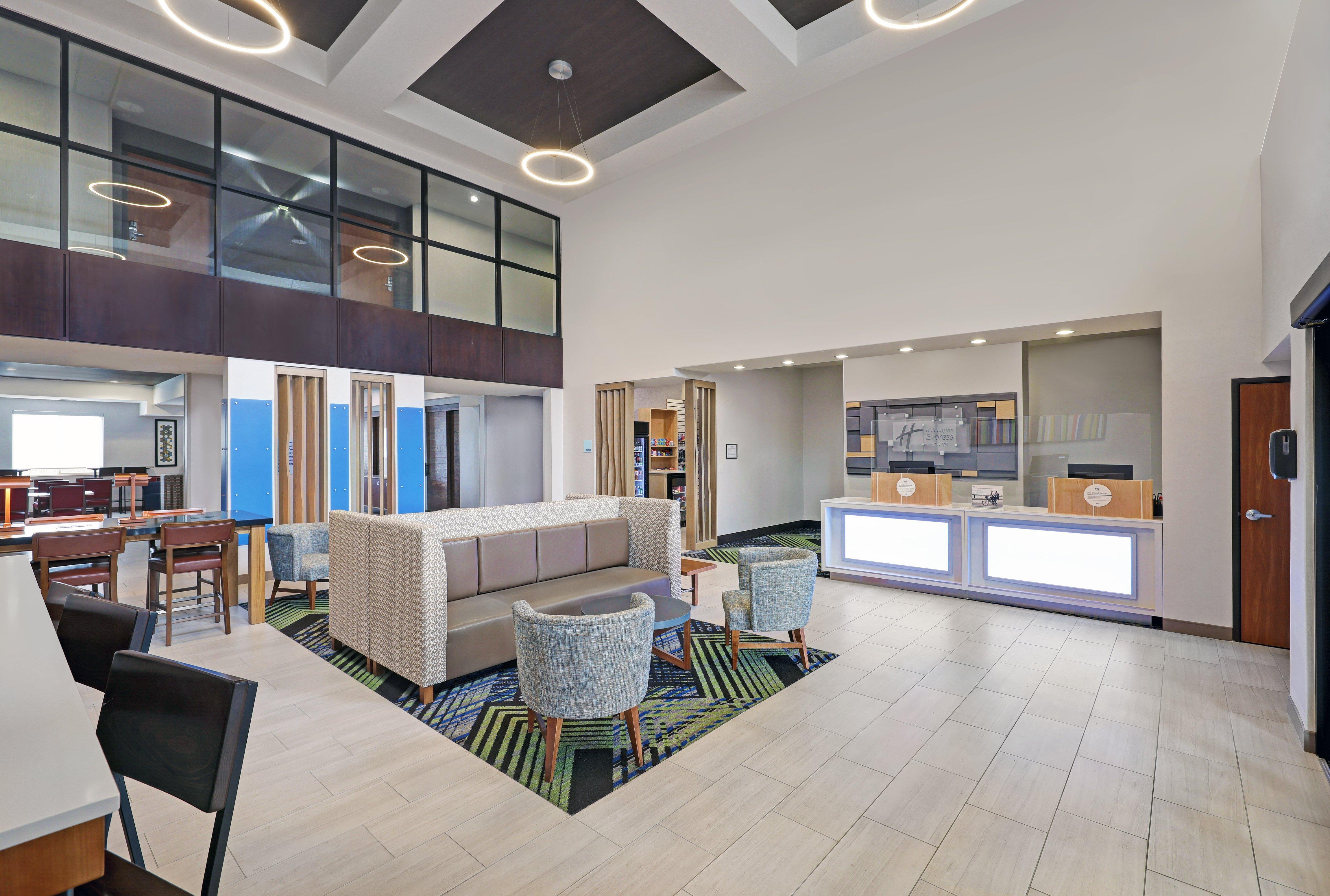 Holiday Inn Express Newport By Ihg Exterior foto